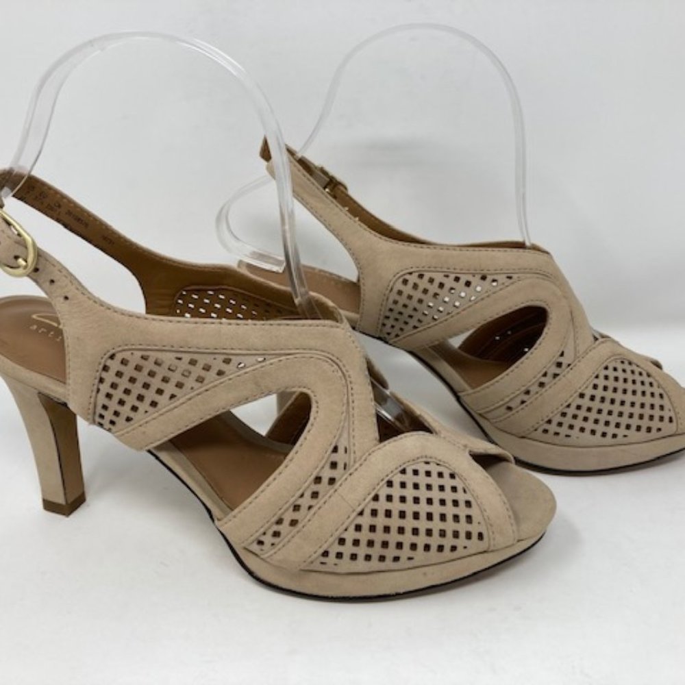 Elegant Beige Women's Heels